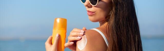 Dermatolog upozorava: "Većina ljudi pogrešno koristi kremu za sunčanje - evo koliko treba naneti da bi imala zaštitni efekat (VIDEO)