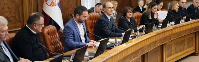 Premijer i ministri Vlade Srbije čestitali Uskrs građanima koji ga slave po julijanskom kalendaru