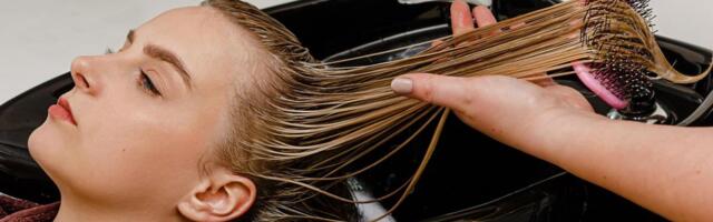 Frizeri opet digli cene, žene besne: Jedan odlazak u salon i do 14.000 dinara! "Ovo postaje luksuz, počela sam sama da se šišam"