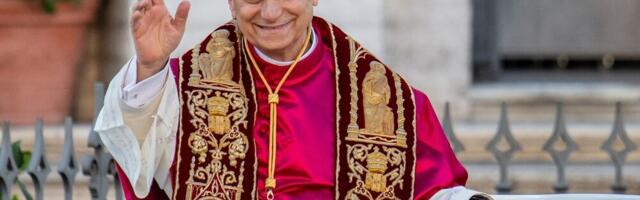 PAPA LAV PORUČIO: Neka oružja sa AI su praktično van ljudske kontrole, veštačka inteligencija mora biti razoružana