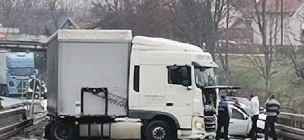 TEŽAK UDES U LAĐEVCIMA