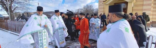 Мештани Прањана одушевљени посетом владике, свештеник Војо унапређен