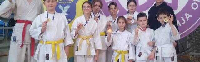 Karatistima vranjskog Feniksa 24 medalje proteklog vikenda