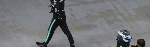 FIA ne da Hamiltonu da kadrira