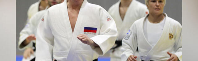 Путин својевремено у шали понудио да покаже Чавезу џудо вештине