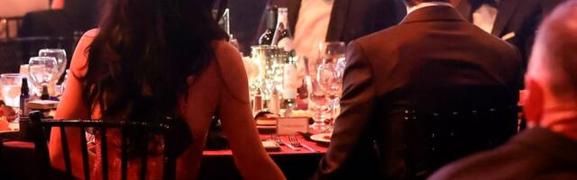 Najmoćniji par sa dodele Zlatnih globusa: On pokupio nagrade, ona se pojavila sa dijamantima od 75 karata