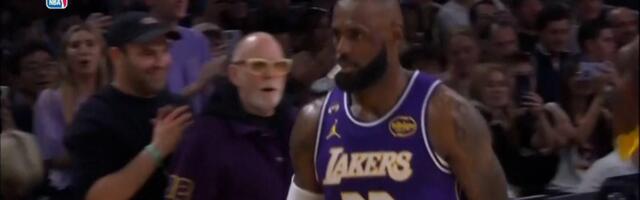 Šta radi čovek: Lebron je postao najstariji igrač u istoriji NBA koji je upisao tripl-dabl!