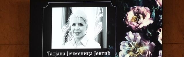 Sahranjena Tatjana Ječmenica (FOTO)