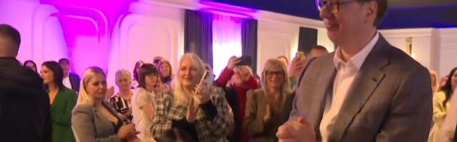 Vučić poslao dirljivu poruku ženama u Srbiji - Evo šta je poručio (VIDEO)