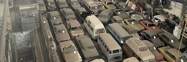 Jutjuber slučajno otrkio skladište puno klasičnih modela