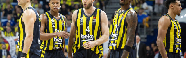 OZBILJAN UDARAC ZA FENERBAHČE: Znatno oslabljeni napadaju Pariz!