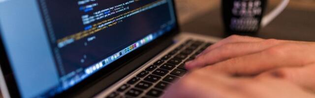 Stanje IT industrije u 2025. godini stabilizovano nakon trogodišnjeg pada