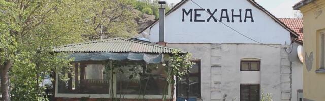 U ovom srpskom selu svi se znaju samo po nadimcima! Jedinstveno je u svetu, poštari na mukama "Đavo, Biber..."