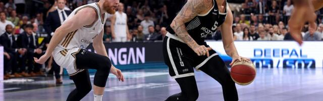 PARTIZAN – DUBAI Au, šta radi Karlik: Plej crno-belih pleše u Areni! /VIDEO/