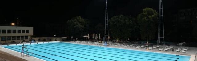 "OBLAČITE DECI PELENE ZA VODU I PROVERAVAJTE NJIHOVO STANJE!" Zatvoren dečiji bazen na Tašmajdanu, hitno se oglasili iz sportskog centra!