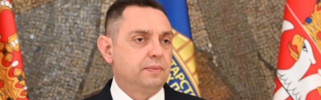 Ministar Vulin: Komšić može da mrzi i vređa, ali ne može da objasni zašto bi tzv. Kosovo moglo da bude država, a Republika Srpska ne