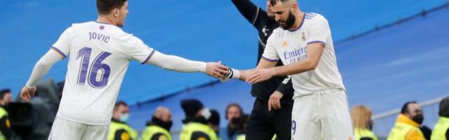 Jović sa klupe gleda gradski derbi, Maksimović se vraća za Alaves