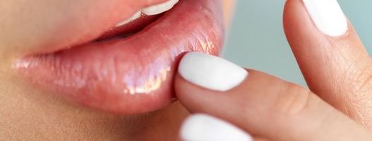 9 najboljih homemade pilinga za prirodno savršene usne