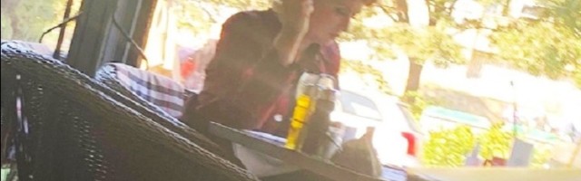 LICEMERNO Kisić Tepavčević u kafiću bez maske (FOTO)