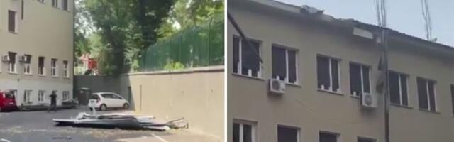 Pao deo krova sa Medicinskog fakulteta (FOTO/VIDEO)