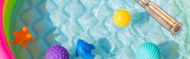 Metak završio u dečijem bazenu: Uznemirujući snimak iz Novog Pazara (VIDEO)