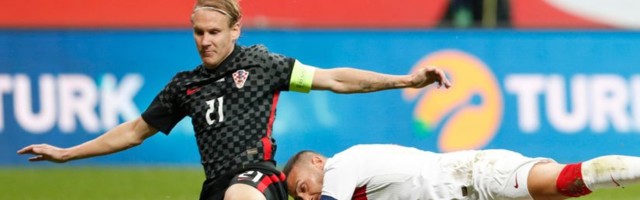 Vida celo poluvreme igrao zaražen koronom