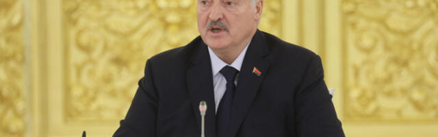 Лукашенко ослободио 250 политичких затвореника након договора са Трамповим изаслаником