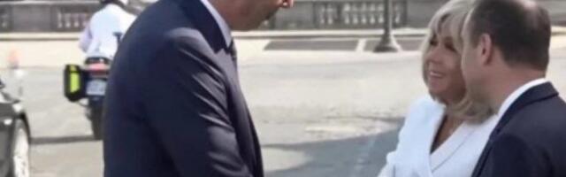 VUČIĆ U PRVOM REDU PORED STARMERA Velika čast za Srbiju na vojnoj paradi u Francuskoj: Makron vrši smotru, prisustvuju vodeći evropski zvaničnici! (FOTO, VIDEO)
