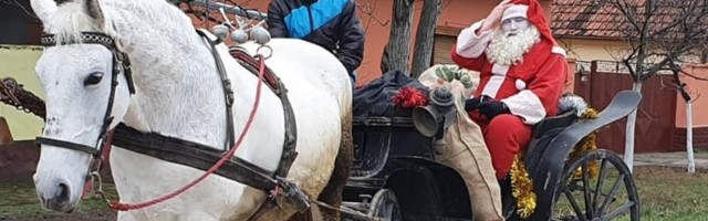 Deda Mraz iz Mokrina kroz suze: Sva deca zaslužuju poklone