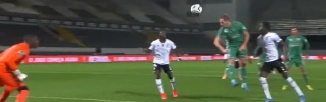 Stojiljković heroj Farensea, trzaj glavom za veliki bod u Gimaraisu (VIDEO)