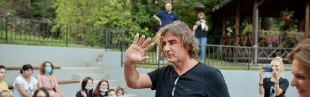 UVEK SAM BESKONAČNO SREĆAN KADA IZMAMIM OSMEH NA DEČIJIM LICIMA! Željko Mitrović 14.godinu za redom šalje decu iz Zvečanske na more!