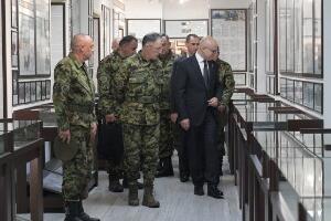 Вучевић обишао Команду Копнене војске у Нишу