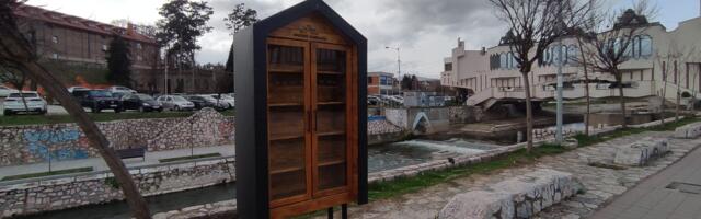 Novi Pazar dobio uličnu biblioteku