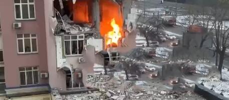 PAKLENI RUSKI NAPAD NA UKRAJINU! Zelenski saopštio zastrašujuće podatke: Moskva napala sa 500 dronova i 40 raketa, primarna meta Kijev