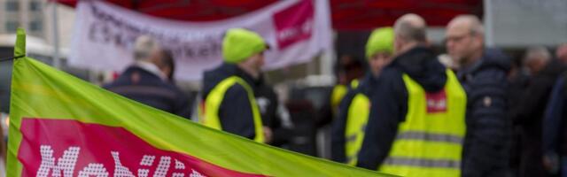 STAJU VOZOVI I AUTOBUSI, SPREMA SE HAOS ŠIROM NEMAČKE! Najavljen najmasovniji štrajk i demonstracije u zemlji, UJEDINJENI sindikati izlaze na ulice (FOTO)