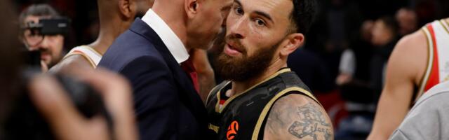 Majk Džejms posle skandala i odgurivanja saigrača nastavio svađu na Tviteru: "Optužite me"