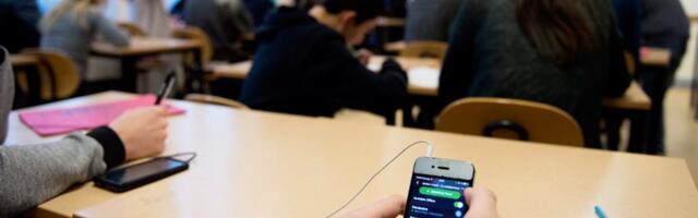 Predlog zakona o ograničavanju upotrebe mobilnih telefonima u školama spreman za Skupštinu