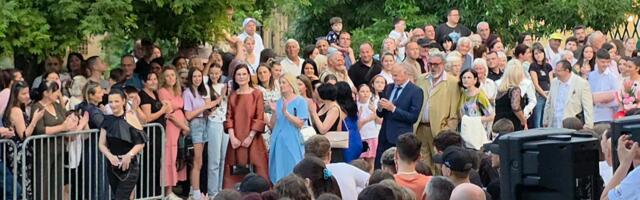 Matursko veče OŠ Dositej Obradović u Vranju FOTO/VIDEO
