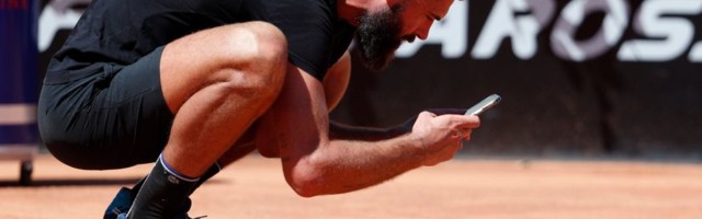 Nova ludorija Benoe Pera na teniskom terenu: Nije mnogo za jedno fotografisanje VIDEO