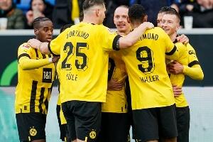Борусија победом над Хофенхајмом до првог места у Бундеслиги, Лајпциг бољи од Ајхнтрахта