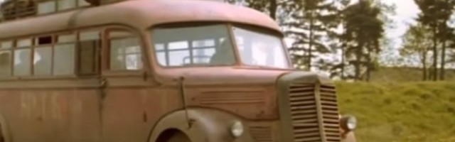 TITOVA SMRT JE SPREČILA DA SE SNIMI SCENA KOJA BI VEROVATNO BILA ANTOLOGIJSKA! Evo kako su autori "Ko to tamo peva" morali da menjaju kraj filma!