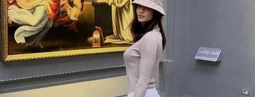 UNUKA NAJBOGATIJE ŽENE BALKANA ZBOG PIKASA I KOKOŠKE UŽIVA U MILIONIMA: Bila u vezi sa fudbalerom, a ima ozbiljnu ulogu u porodičnoj firmi (FOTO)