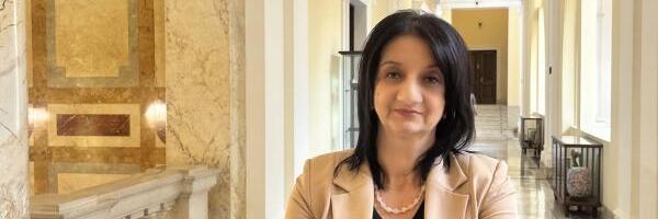 Verica Milanović (SRCE): U Srbiji kriminal cveta, a vlast hoće da ugasi tužilaštvo, od države je napravila cirkus, najveće kriminalce stavila iznad zakona