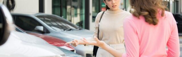 Zabranila sestri dolazak na venčanje zbog spontanog pobačaja, internet poručuje: "Imala je pravo"