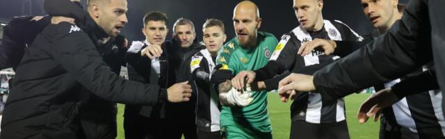 FUDBALERI PARTIZANA POČELI PRIPREME Mijatović poručio: Cilj da je odbranimo prvo mesto!