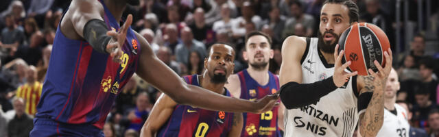 "Biće čudo ako ikoga pobedimo u EL": Navijači žestoko udarili po Penjaroji i igračima, njemu bi da vide leđa