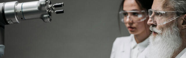 Роботи уместо неговатеља: Барселона уселила 600 машина у домове старијих особа