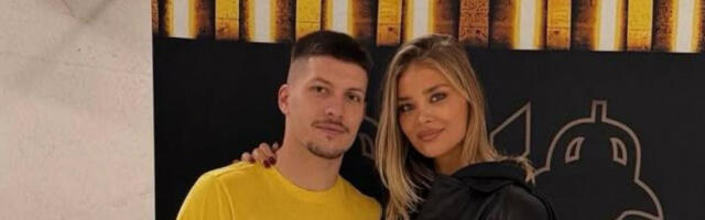 NJEMU SAM MAĆEHA: Sofija otkrila na šta je pristala uz Luku Jovića