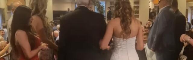(VIDEO) Svadba za 350 zvanica! Direktor Granda ženi sina, mlada blista u raskošnoj venčanici
