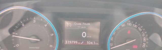 Mislili ste da su električni automobili imuni na prevare? Vraćaju im kilometražu za šokantnih 80.000 kilometara!